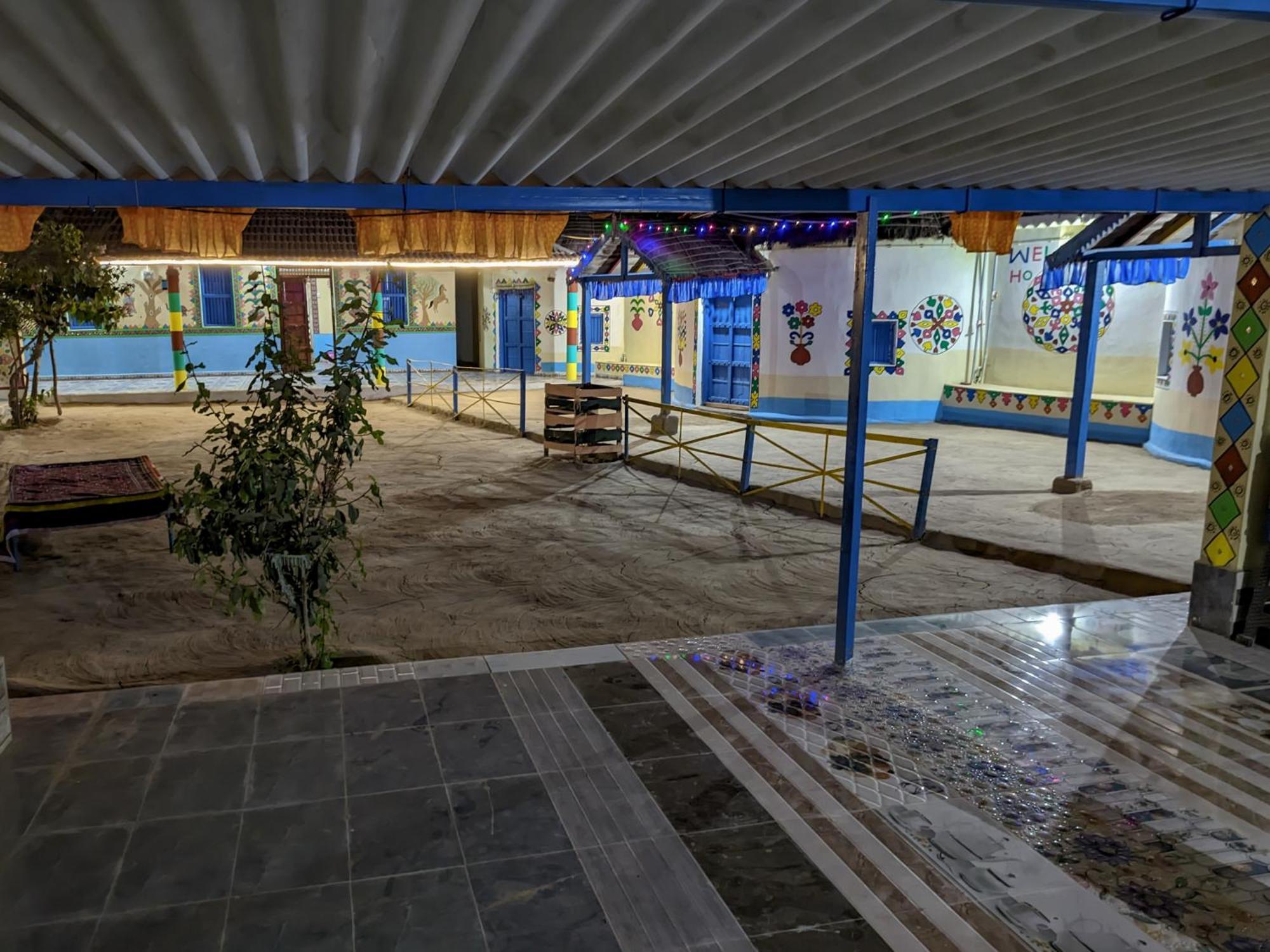 White Land Villagestay Dhordo 外观 照片
